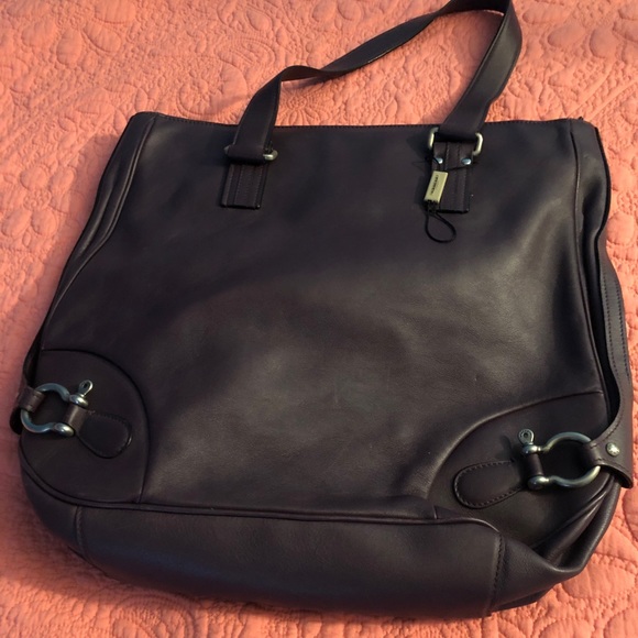 Large purple Burberry Leather tote! - Picture 3 of 8